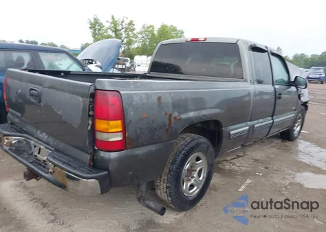 2001 Chevrolet Silverado 1500 Ls from USA, damaged, VIN 2GCEC19V011378682